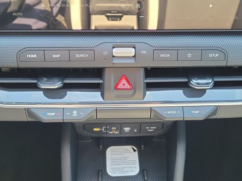 New 2026 Kia K4 GT-Line w/ GT-Line Premium Package FWD image 33