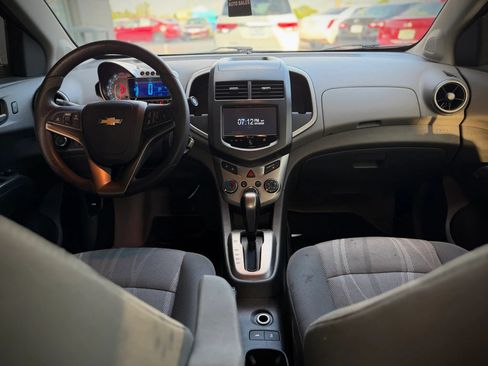 Used 2014 Chevrolet Sonic LT w/ Wheels and Fog Lamp Package FWD image 8