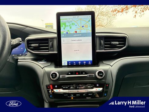 Used 2020 Ford Explorer ST w/ ST Street Pack image 12