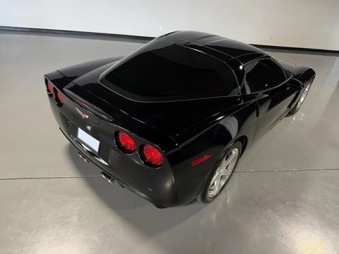 Used 2007 Chevrolet Corvette Coupe RWD image 7