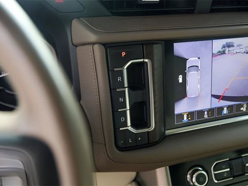 Used 2021 GMC Yukon Denali image 18