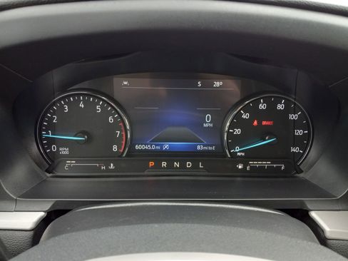 Used 2024 Ford Explorer XLT w/ Equipment Group 202A RWD image 19