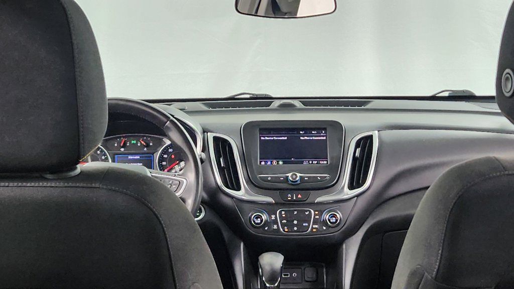 Used 2022 Chevrolet Equinox LT AWD/4WD image 16