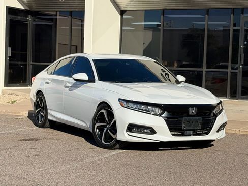 Used 2019 Honda Accord Sport image 5