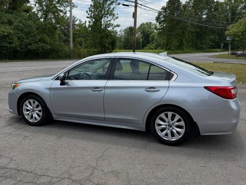 Used 2016 Subaru Legacy 2.5i Premium AWD/4WD image 7