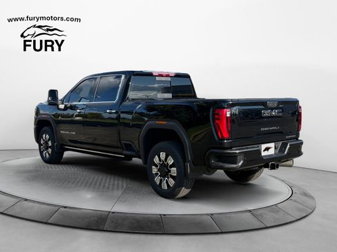 Used 2024 GMC Sierra 2500 Denali w/ Denali Reserve Package AWD/4WD image 6