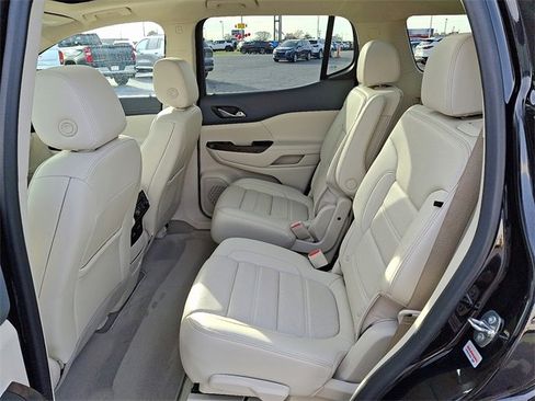 Used 2023 GMC Acadia Denali w/ Denali Ultimate Package image 10