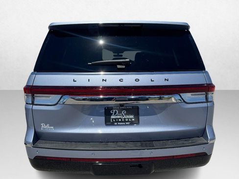 Used 2024 Lincoln Navigator Black Label AWD/4WD image 6