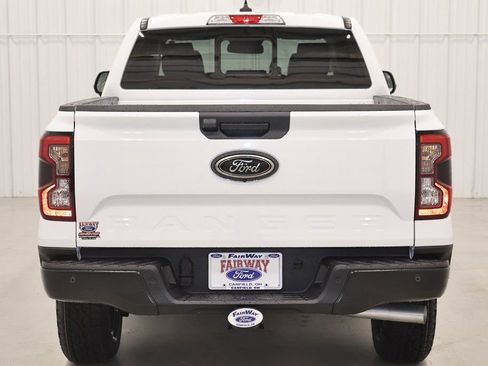 New 2025 Ford Ranger Lariat w/ Black Appearance Package image 7