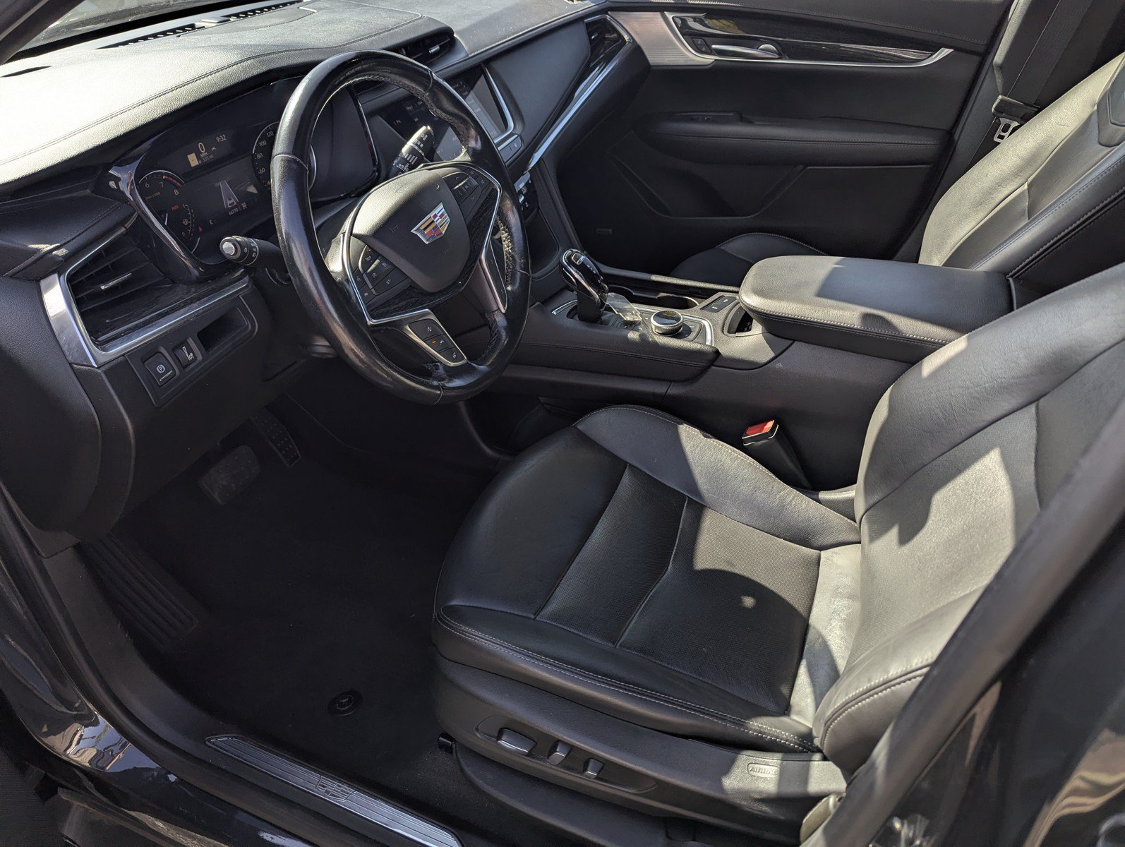 Used 2023 Cadillac XT5 Premium Luxury AWD/4WD image 9