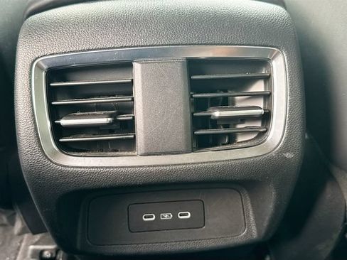 Used 2024 Acura RDX SH-AWD w/ Technology Package image 32