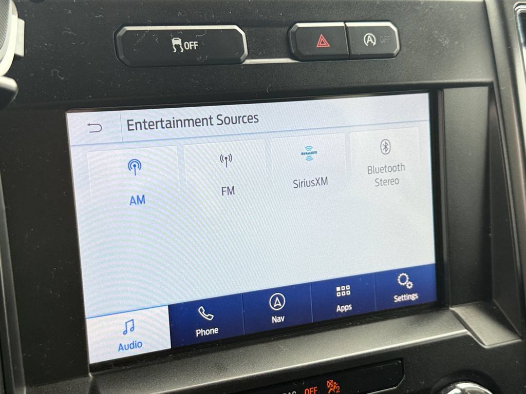 Used 2020 Ford F150 XLT w/ Equipment Group 302A Luxury AWD/4WD image 23