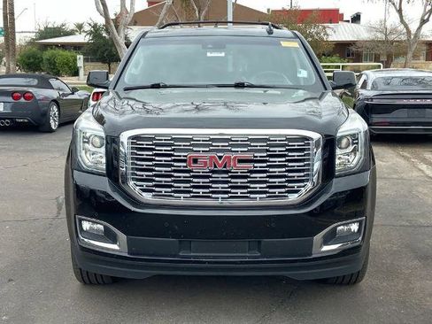Used 2018 GMC Yukon Denali w/ Denali Ultimate Package image 3
