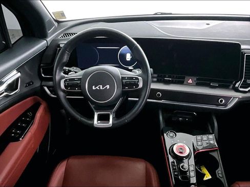 Used 2024 Kia Sportage SX Prestige image 8