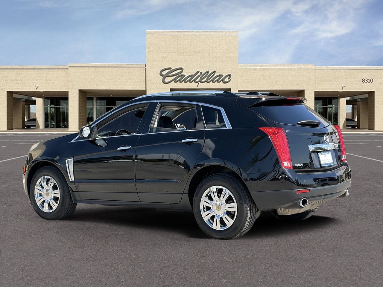 Used 2015 Cadillac SRX Luxury w/ Driver Awareness Package FWD image 7