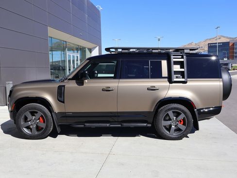 Used 2025 Land Rover Defender 130 X AWD/4WD image 11