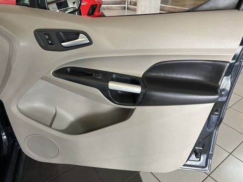 Used 2015 Ford Transit Connect Titanium image 26
