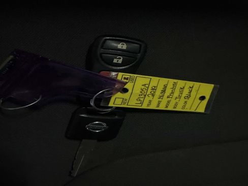 Used 2019 Nissan Frontier PRO-4X image 29