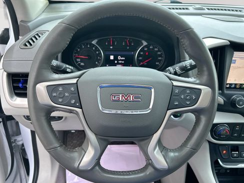 Used 2019 GMC Terrain Denali w/ Advanced Safety Package AWD/4WD image 28
