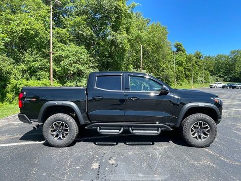 Certified 2024 Chevrolet Colorado ZR2 w/ Technology Package AWD/4WD image 2