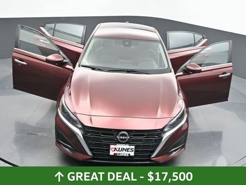 Used 2023 Nissan Altima 2.5 SV image 62