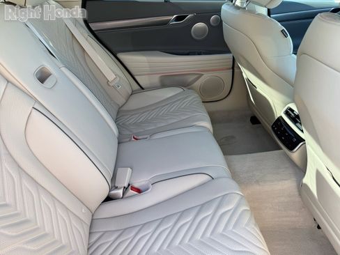 Used 2025 Genesis G80 3.5T Sport image 27