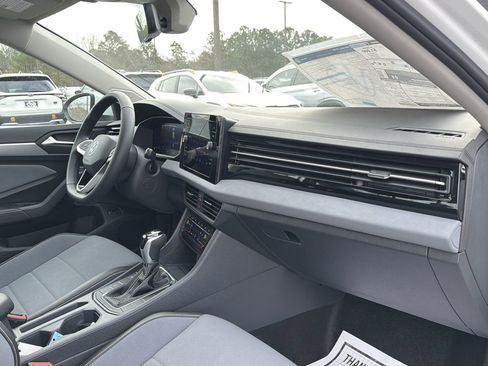 New 2026 Volkswagen Jetta SE FWD image 20