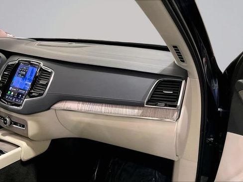 Certified 2024 Volvo XC90 B6 Ultimate w/ Protection Package Premier AWD/4WD image 20