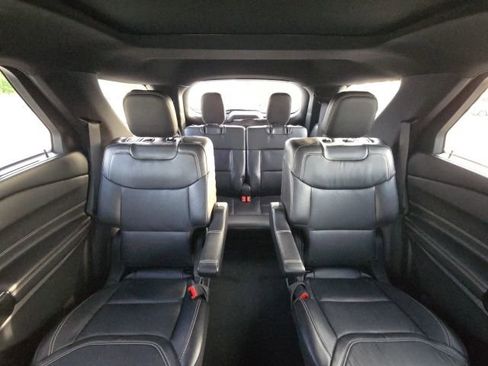 Used 2023 Ford Explorer ST w/ Equipment Group 401A AWD/4WD image 21
