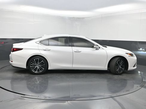Used 2023 Lexus ES 350 w/ Premium Package FWD image 42