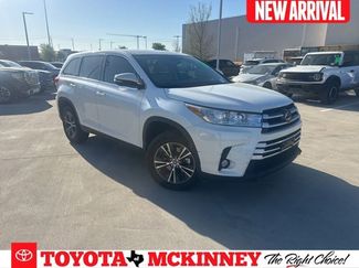 Used 2019 Toyota Highlander Plus video 1