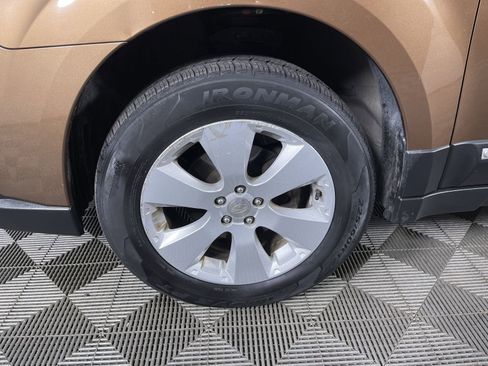 Used 2011 Subaru Outback 2.5i Premium w/ All-Weather Pkg image 24