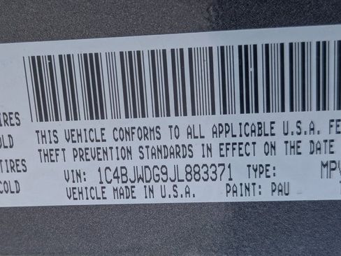 Used 2018 Jeep Wrangler Unlimited Sport w/ Connectivity Group image 32