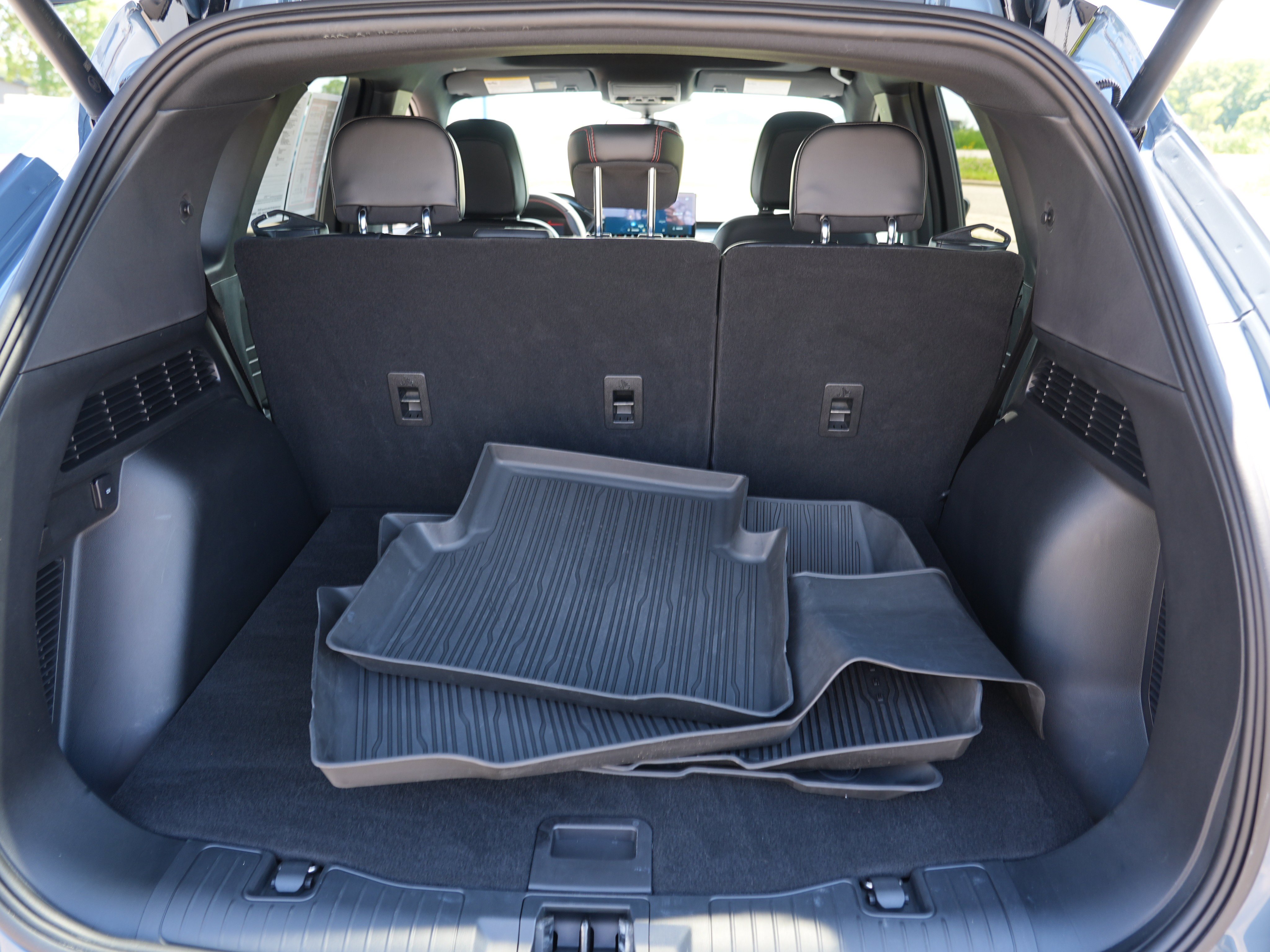 Used 2023 Ford Escape ST-Line w/ Tech Pack #1 AWD/4WD image 30