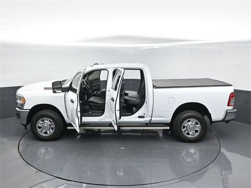 Used 2023 RAM 3500 Tradesman w/ Chrome Appearance Group image 57