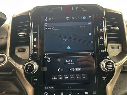 Used 2024 RAM 2500 Laramie image 14