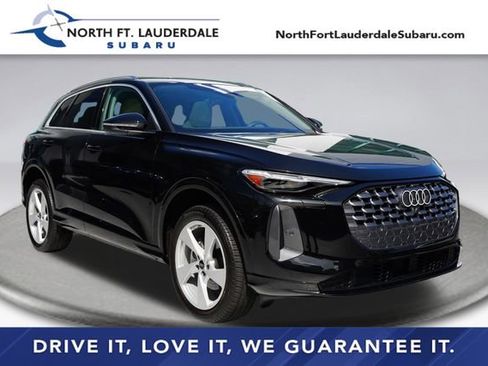 Used 2025 Audi Q5 Premium Plus AWD/4WD image 1