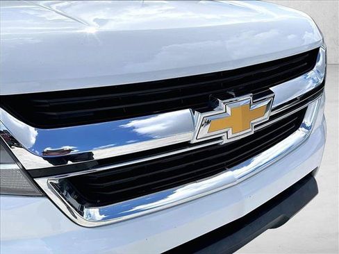 Used 2019 Chevrolet Colorado W/T RWD image 30