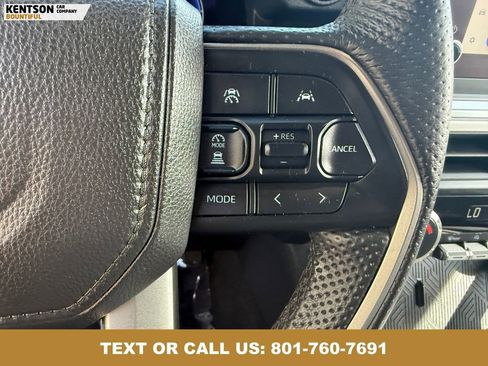 Used 2025 Toyota Tacoma TRD Off-Road image 18