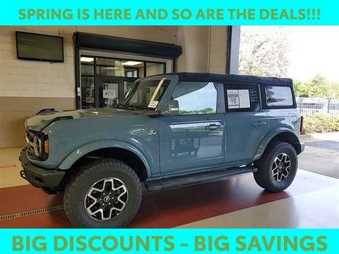 Used 2022 Ford Bronco Outer Banks image 1