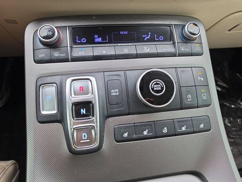 Used 2020 Hyundai Palisade Limited FWD image 19