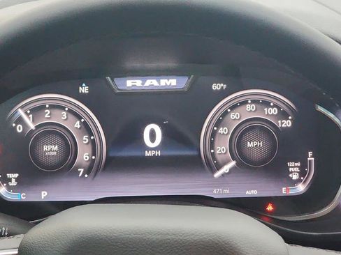 New 2026 RAM 1500 Big Horn AWD/4WD image 11