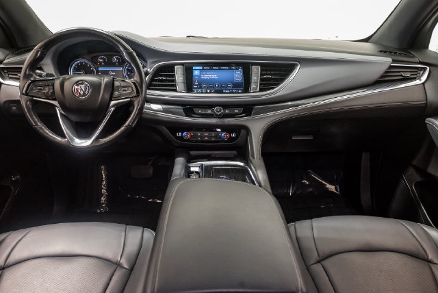 Used 2023 Buick Enclave Essence w/ Sport Touring Edition AWD/4WD image 25