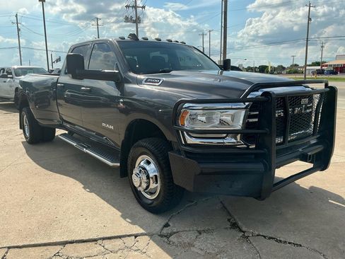 Used 2022 RAM 3500 Tradesman AWD/4WD image 4