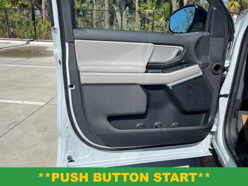 New 2026 Ford Expedition Active image 16