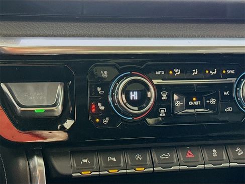 Certified 2022 GMC Sierra 1500 Denali w/ Technology Package image 16