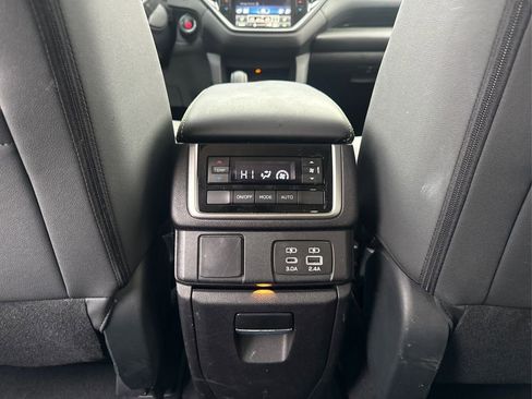 Used 2023 Subaru Ascent Onyx Edition image 19