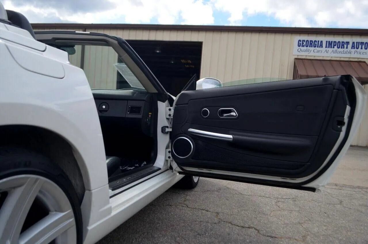 Used 2005 Chrysler Crossfire Limited RWD image 20