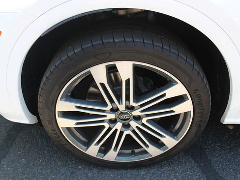 Used 2018 Audi SQ5 Prestige w/ Prestige Package AWD/4WD image 77