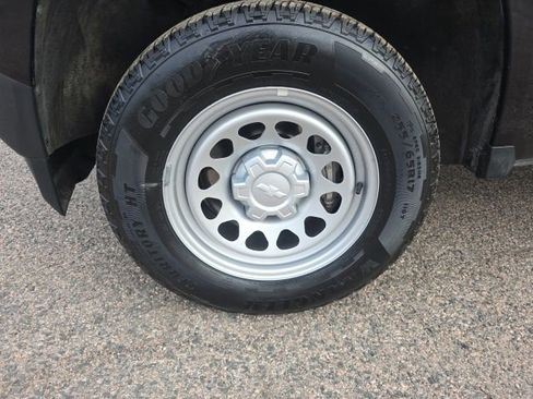 Certified 2024 Chevrolet Colorado W/T w/ WT Convenience Package image 10